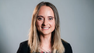 alexxis-g-square-color